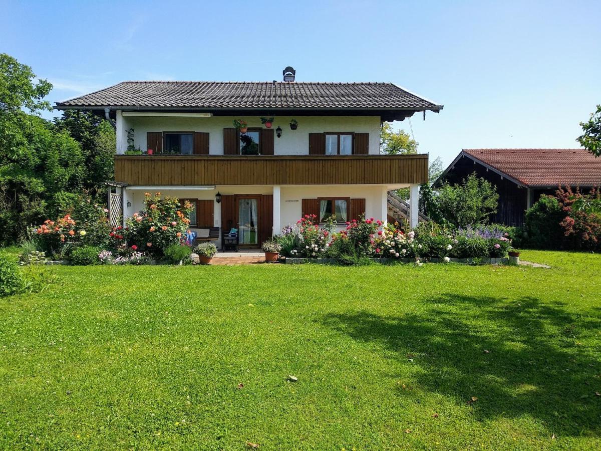 Ferienwohnungen Loisenhof Gstadt am Chiemsee Esterno foto