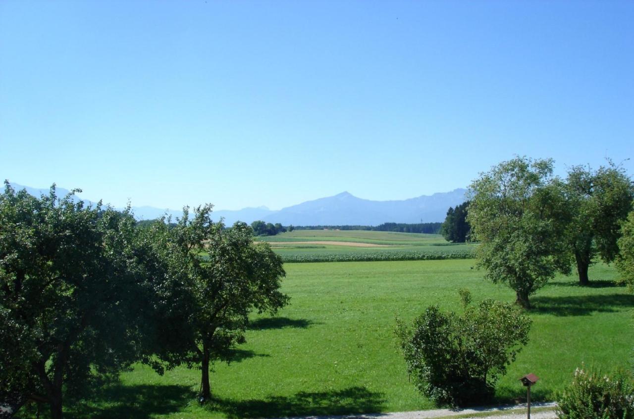 Ferienwohnungen Loisenhof Gstadt am Chiemsee Esterno foto