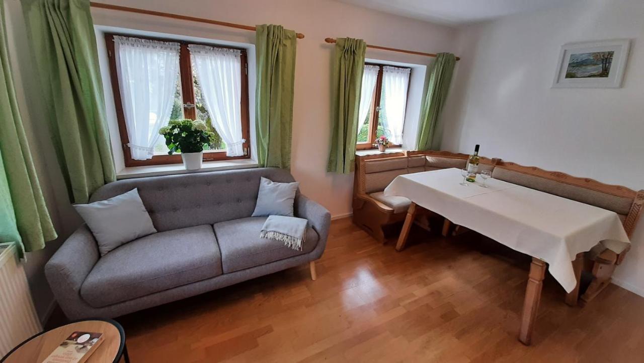 Ferienwohnungen Loisenhof Gstadt am Chiemsee Esterno foto