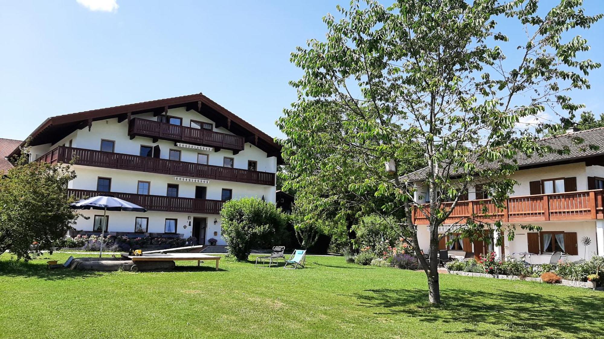 Ferienwohnungen Loisenhof Gstadt am Chiemsee Esterno foto